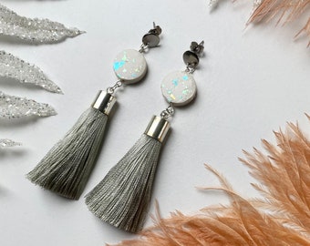 Tassel earrings Grey - unique tasselearrings, ooak earrings, grey earrings, long earrings, grey tassel earrings, iridescent earrings