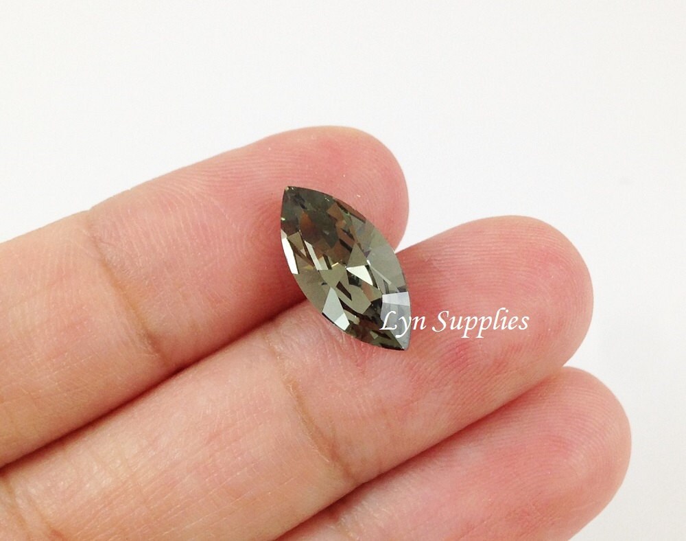 Swarovski #4228, 6 x 3mm Pointed Back Navette- Black Diamond