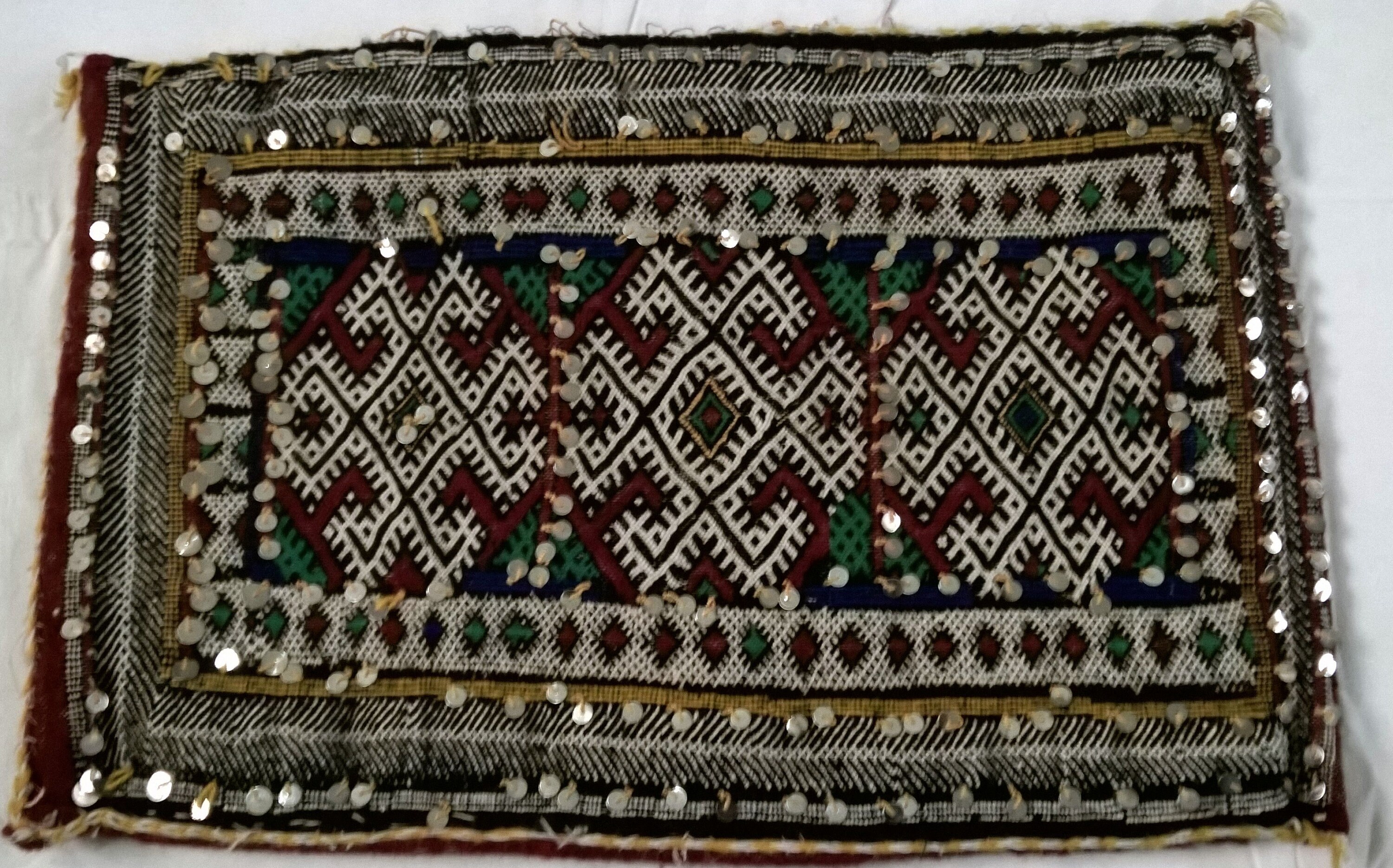 Coussin Marocain 1009 | Vintage Pillow, Kelim Moroccan Cushion, Berber Embroidered Morrocan Kilim Pi