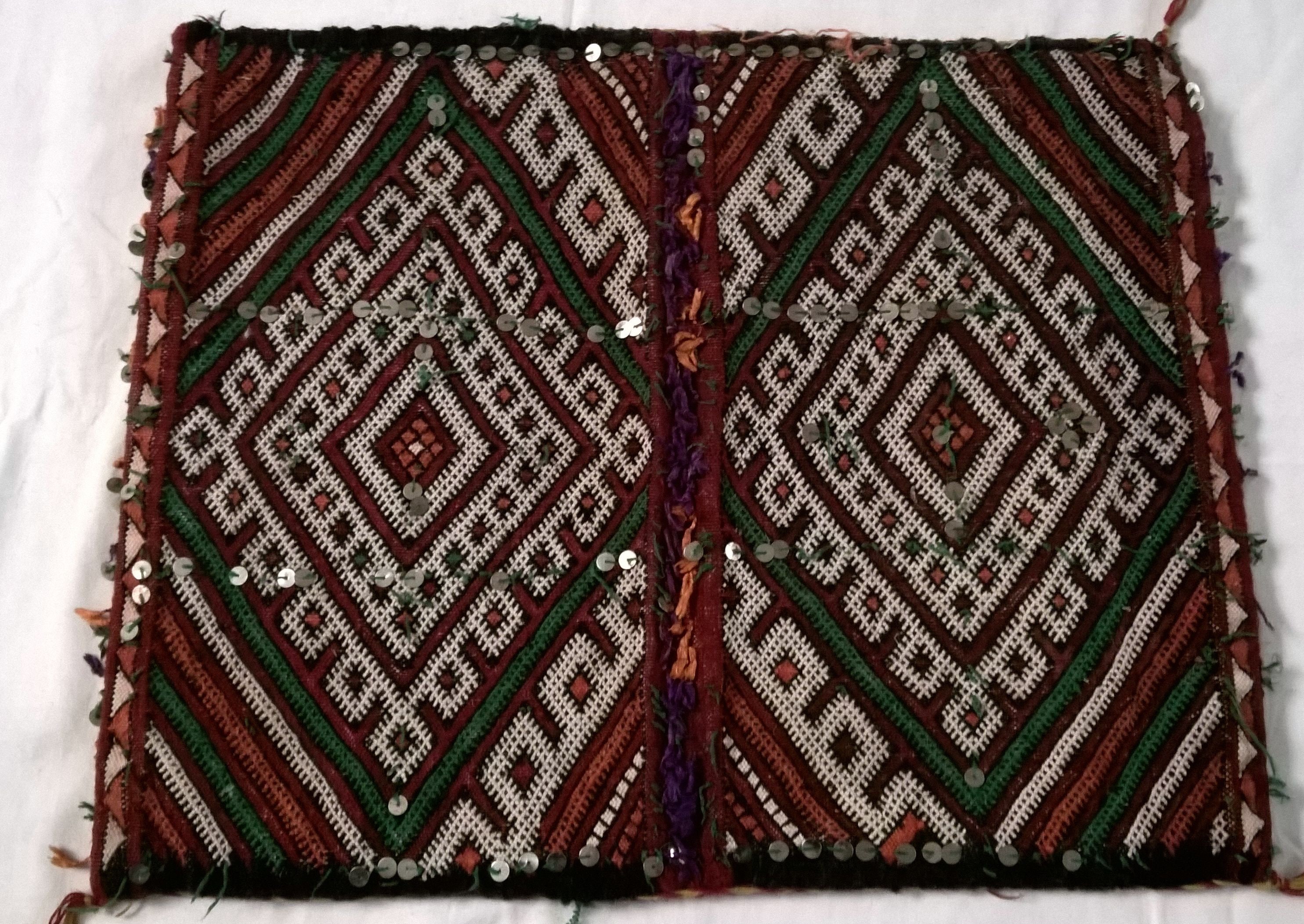 Coussin Marocain 1019 | Vintage Pillow, Kelim Moroccan Cushion, Berber Embroidered Morrocan Kilim Pi