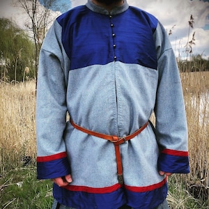Premium Viking Coat made of diamond wool with silk and bronze buttons, medieval costume