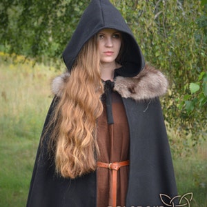 Hooded Cloak With Fox Fur Around the Neckline Unisex Viking - Etsy