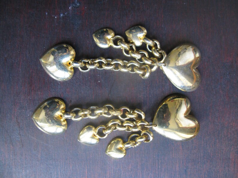 vintage 80s gold heart dangle clip on earrings heart earrings vintage style earrings gold earrings vintage earrings