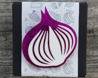Red onion shaped brooch gift for chefs and  cooking enthusiasts