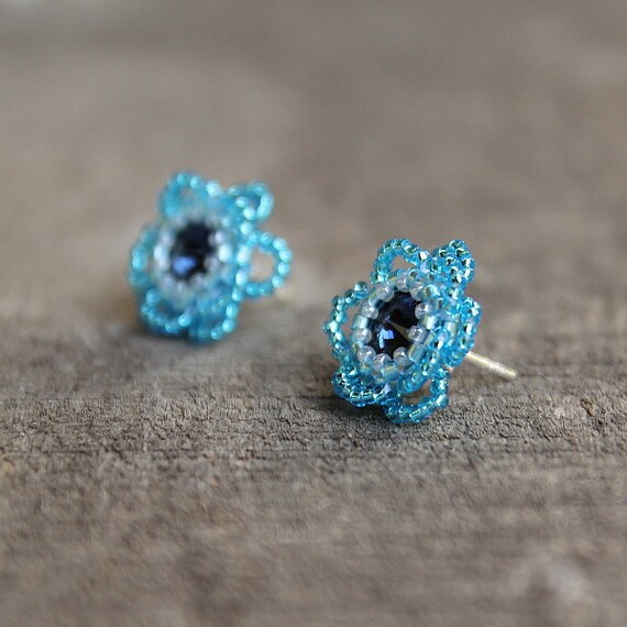 925 Sterling Silver 1.5mm Small Tiny Aqua Aquamarine Topaz Crystal Stud Earrings