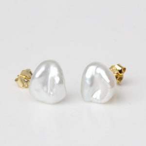 8-10mm white keshi pearl stud earrings,pearl earring stud,freshwater pearl earrings,bridesmaid earrings,baroque pearl earring stud gifts