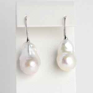 Large white pearl earrings,Large baroque pearl earrings,Freshwater pearl earrings,sterling silver earrings