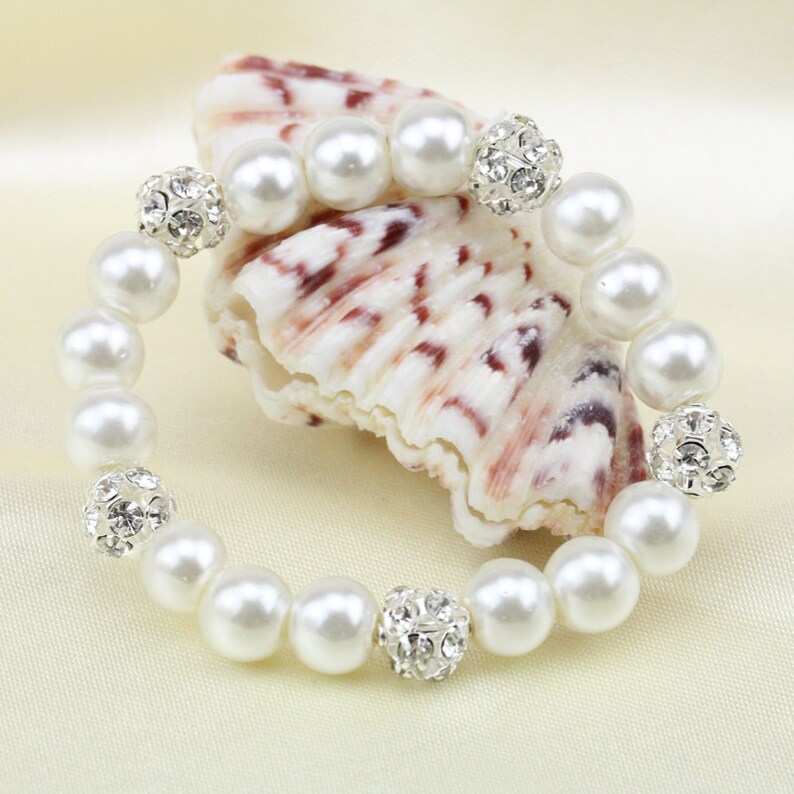 Bridesmaid bracelet,glass pearl bracelet,shining crystal and pearl bracelet,sparkle rhinestone bracelet,elastic pearl bracelet wedding