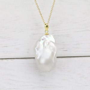 14-15mm white baroque pearl pendant,huge jumbo flameball pearl necklace,big nucleated fireball pearl necklace,large baroque pearl pendant