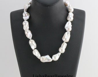 Large baroque pearl pendant,white huge jumbo flameball pearl pendant necklace,big fireball pearl necklace,single baroque pearl pendant gift