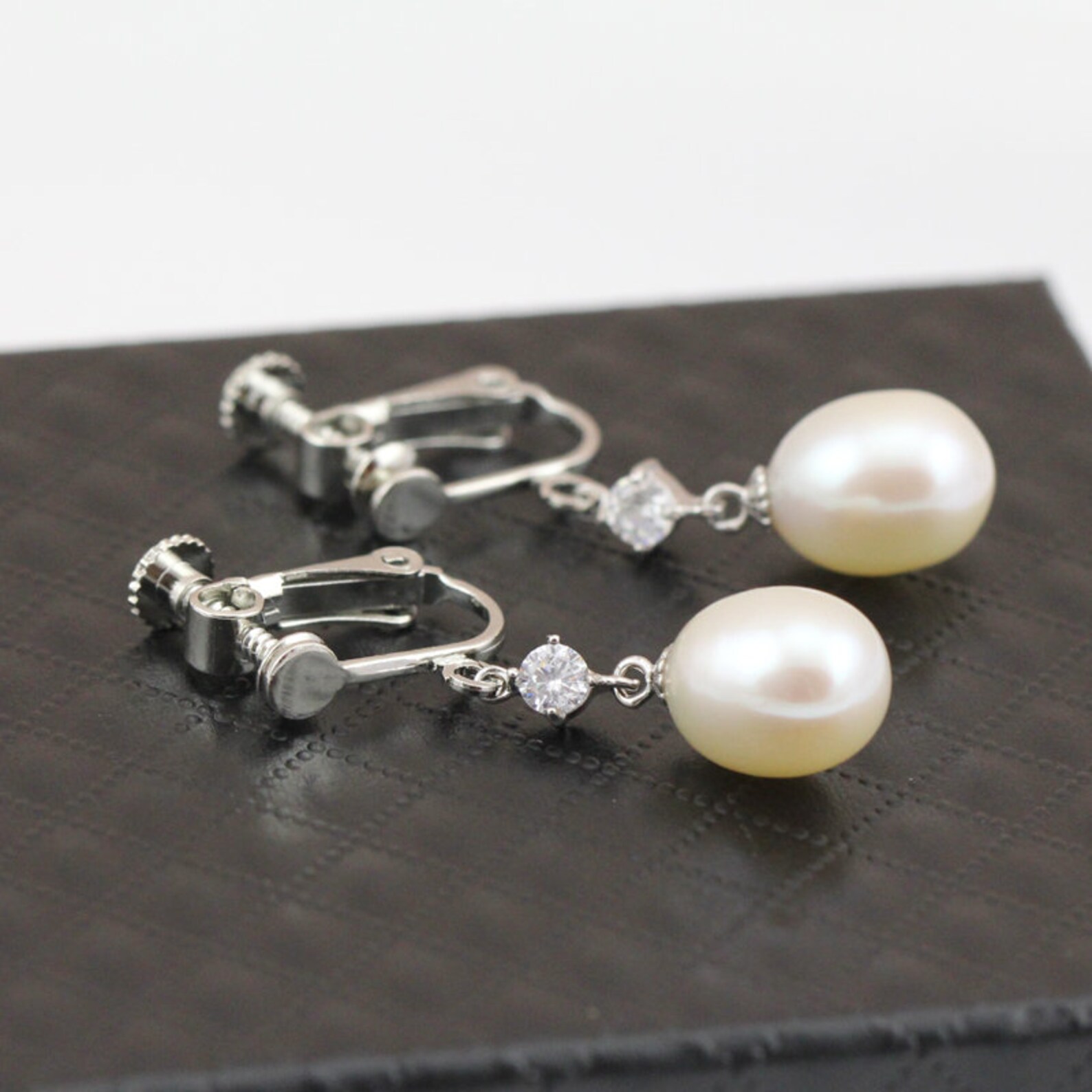 Clip earringsclip pearl earrings for non pierced Etsy