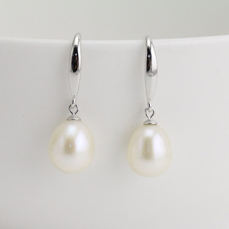 10mm ivory pearl drop earings,bridal pearl earrings,freshwater drop pearl earrings,pearl earrings for bridesmaid gifts,wedding earrings