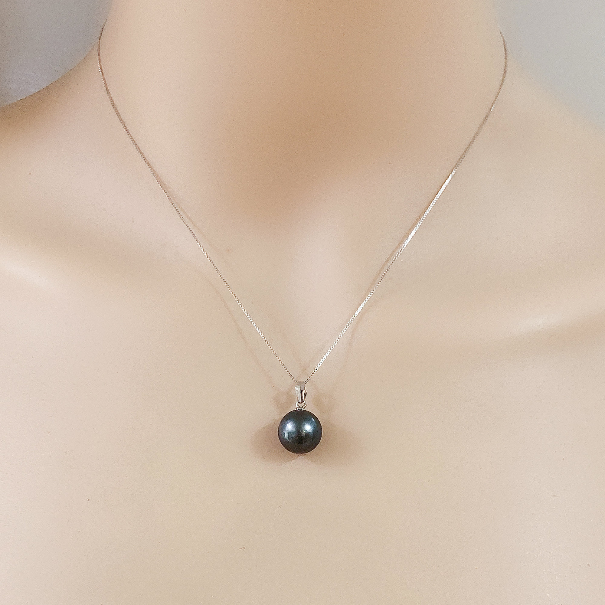 10mm Natural Black Color Tahitian Pearl 