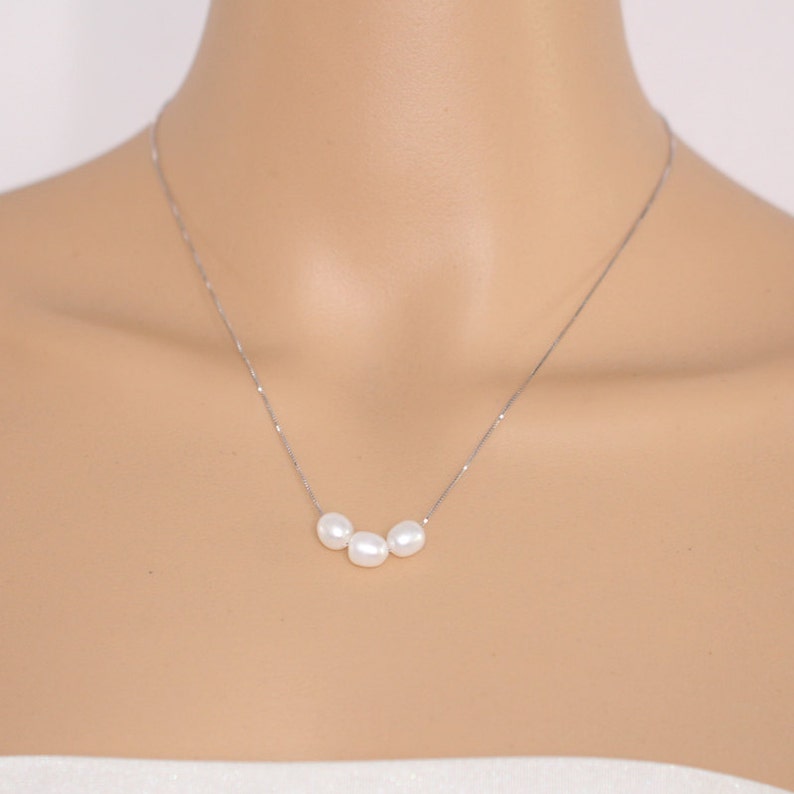 Floating pearl necklace,bridesmaid gift,silver chain necklace,wedding jewelry,3 pearl necklace,bridesmaid necklace,christmas gift for her,