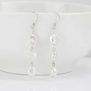 3 beads pearl earrings,White keshi pearl earrings,silver ear wire hook cornflake pearl earrings,cultured freshwater pearl dangle earring
