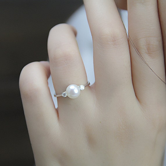 Classic Freshwater Pearl Ring – Beautiful Earth Boutique