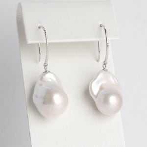 Large white pearl earrings,Large baroque pearl earrings,Freshwater pearl earrings,sterling silver earrings