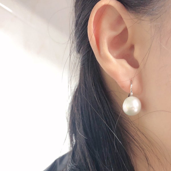 12mm near round large white baroque pearl earrings,ripple pearl earring,similar Kasumi like pearl earring,freshwater edison pearl earring