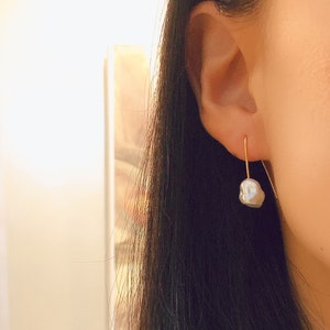 8-10mm keshi pearl earrings,yellow gold plated sterling silver simple ear wire pearl earrings,white freshwater keshi pearl earrings