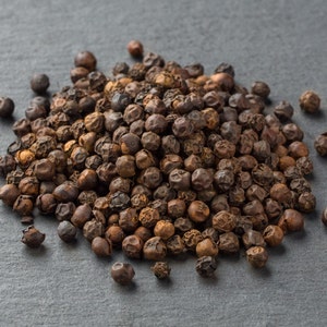 Tellicherry Pepper, 4oz Tube, Whole, Black, India, Sold to Top Restaurants, Incredibly Aromatic, Black Peppercorns, Personally Sourced