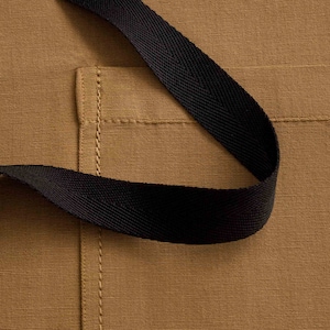 Apron for men with pockets Ochre with Black Straps Chefs, bakers, BBQ Hand-loomed, Cotton canvas Kitchen, Restaurant, Professional image 6