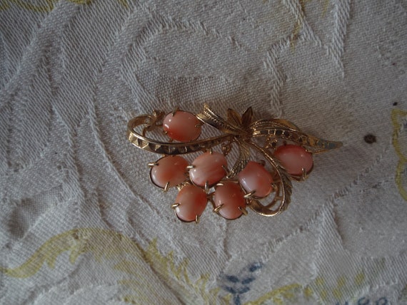 Vintage Mid Century Mod Genuine Cabochon Coral Br… - image 9