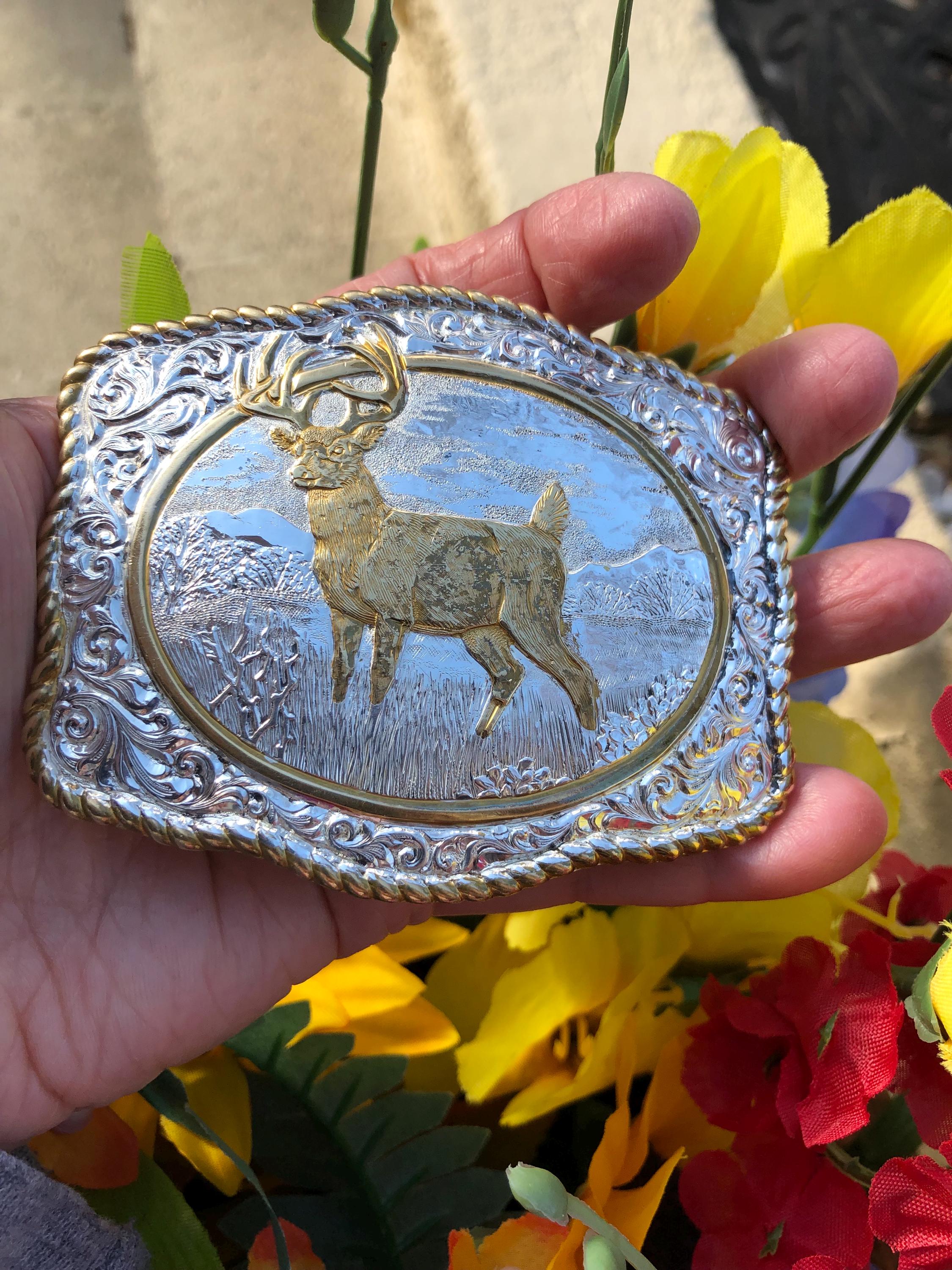 Classic Vintage Crumrine Engraved Buck Deer Western Heavy  display picture 1
