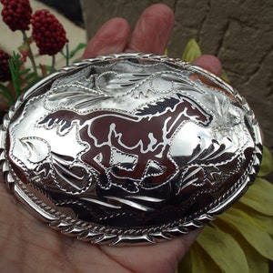 Handmade Horse Mustang Green Inlay Belt Buckle Vintage Western One of a Kind Vintage Hand Made Engraved Onyx Inlay Running Mustang Horses  main image 3
