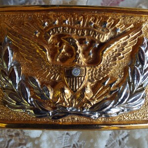 e pluribus unum belt buckle
