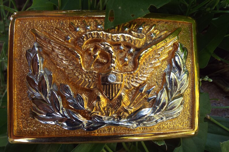 e belt buckle