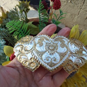 Fabulous -Ladies Western Roped  Triple Hearts Engraved with Flowers Belt Buckle Crumrine