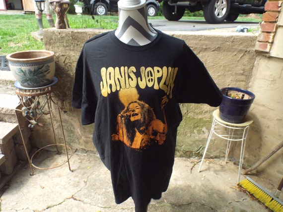 Cool Janis Joplin Live 3X Black T Shirt Men's Lic… - image 1
