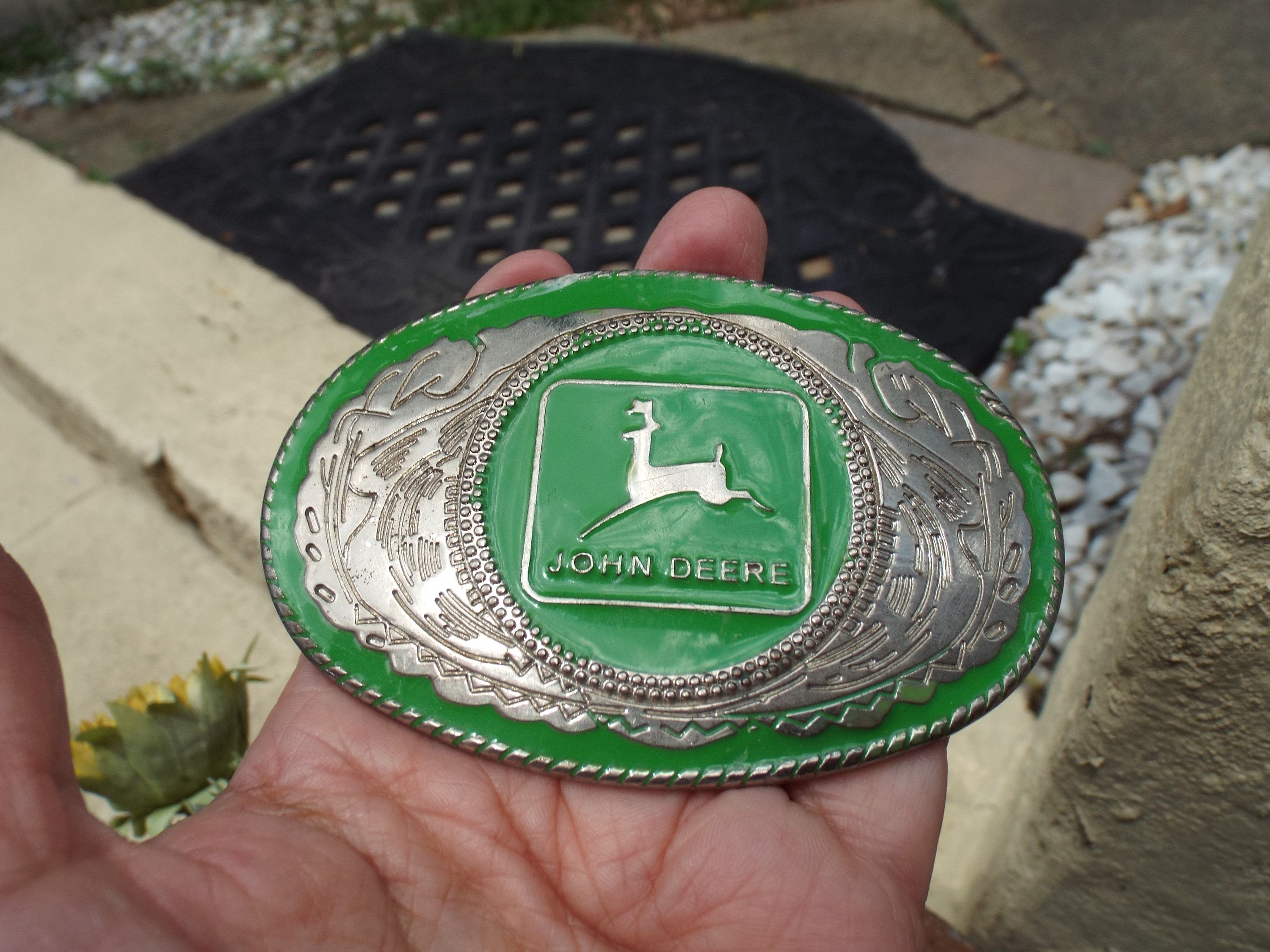 【正規品】 Deere John Vintage Find to Hard Tractor Green/silver Oval ストラップ