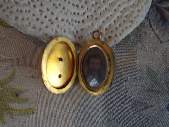 Victorian Etruscan GF Seed Pearl Locket with Orig… - image 10