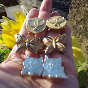 3 Women&#39;s Vintage 2 Piece Belt Buckles-Butterfly Kitty Cats and Tennis belt Buckles Unsigned
