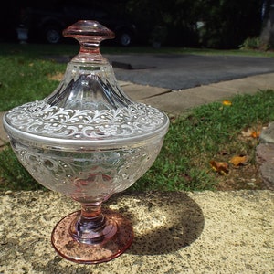 Gorgeous Sadece Elde YIKAYINIZ  Turkey Pink /White Fancy Candy Glass Jar with Lid Pasabahce Magazalan Turkey