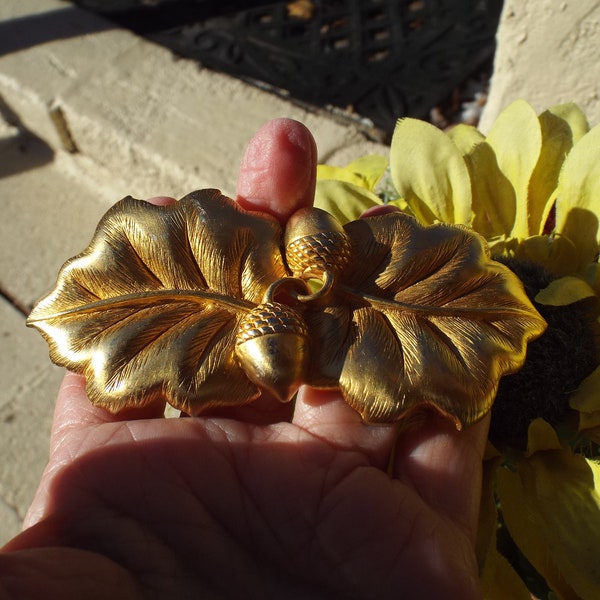 Classic Vintage Signed Paquette Gold Tone Autumn Leaf with Acorns Belt Buckle -2 piece