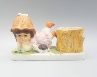 1982 Mädchen Im Gespräch mit Schildkröte Zahnstocher Halter Pflanzer Figur