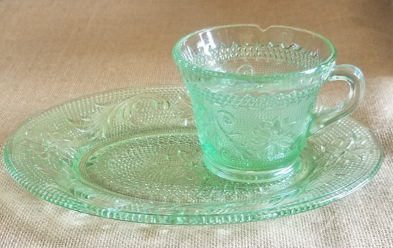 Vintage Indiana Green Depression Glass Sandwich Luncheon Plate Etsy