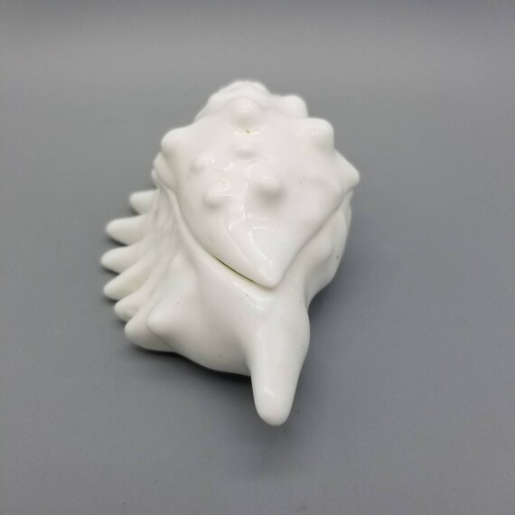 Small Ceramic Shell Trinket Box - image 5