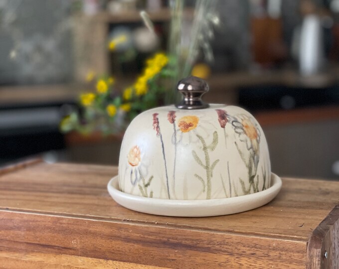 Daisies Butter Dish, Daisy Butter Keeper, Pottery Butter Dish, Floral