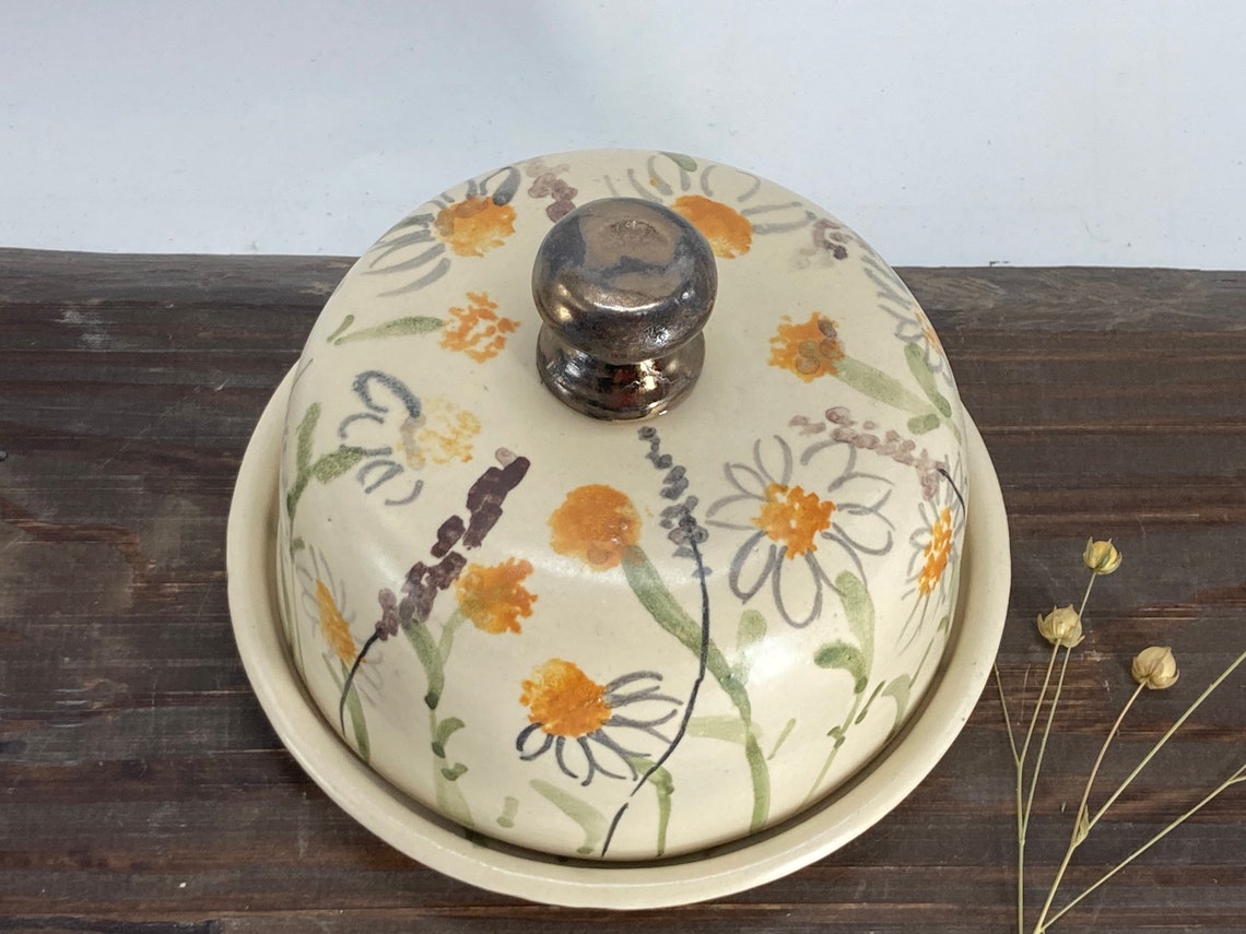 Daisies Butter Dish Daisy Butter Keeper Pottery Butter Dish Etsy