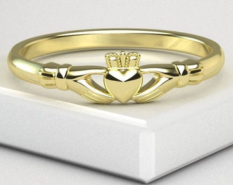 Gold Claddagh ring for ladies. 10K solid gold ring. The dainty Amore Claddagh ring.