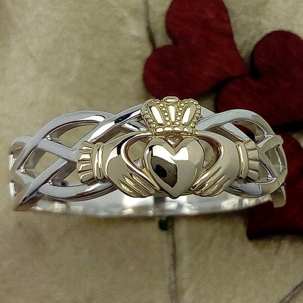 Claddagh ring, ladies solid 10K yellow gold claddagh on a silver celtic rope band.