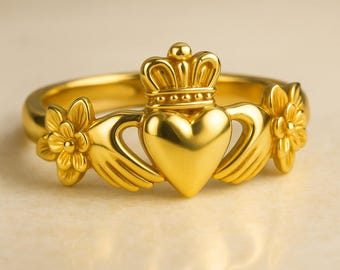 Eternal Bloom Claddagh Ring  |  14K Gold | Handcrafted in Ireland