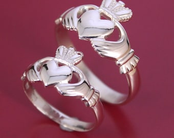 Claddagh ring matching his and hers set, available in 9K, 14K, 18K and Platinum.