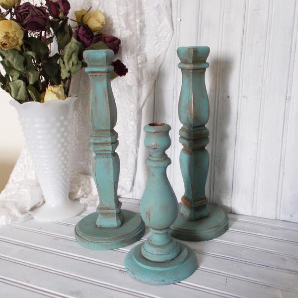 MBS A Set Of 3 Wooden Pillar Candle Holders, Turquoise Blue Candlesticks