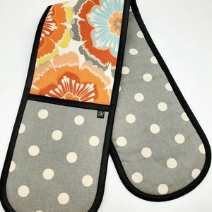 Double Oven Mitt Handmade Pot Holder Colorful Kitchen Accent Decor/ Heat Resistant Oven Gloves Housewarming Gift image 4