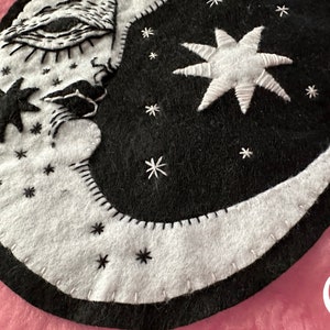 LUNAIRE sew-on patch NEW image 4