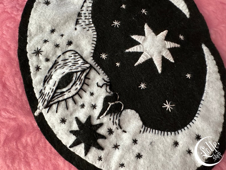 LUNAIRE sew-on patch NEW image 2